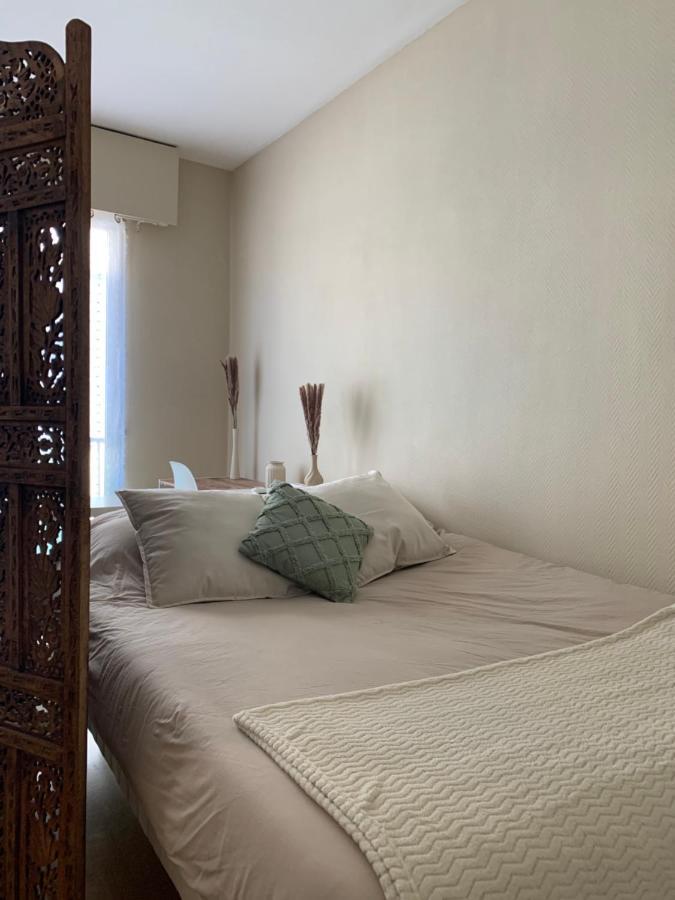 Joli Appartement En Plein Centre Libourne Exterior photo